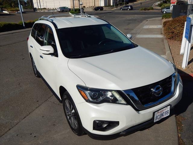 used 2018 Nissan Pathfinder car, priced at $9,988