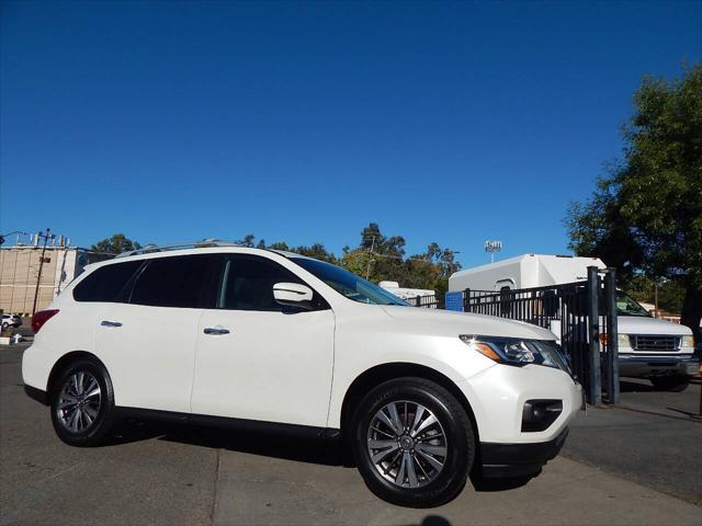 used 2018 Nissan Pathfinder car, priced at $9,988