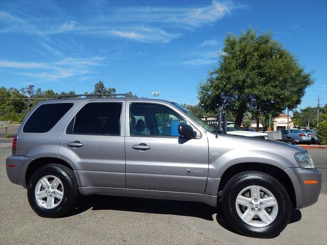 used 2007 Mercury Mariner Hybrid car, priced at $5,988