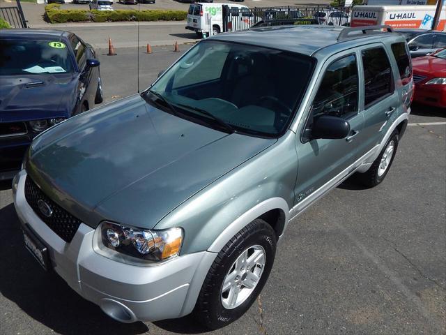 used 2007 Ford Escape Hybrid car, priced at $6,888