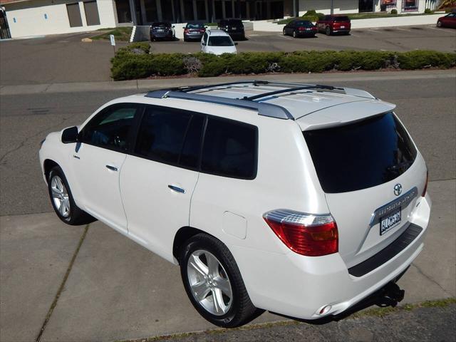 used 2010 Toyota Highlander car, priced at $7,988