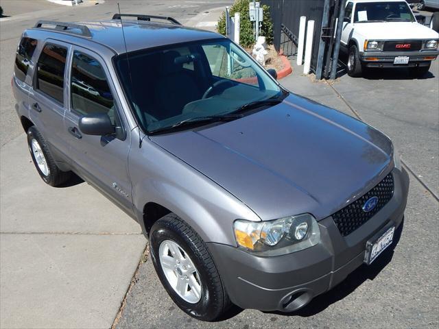 used 2007 Ford Escape Hybrid car, priced at $5,388