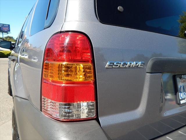 used 2007 Ford Escape Hybrid car, priced at $5,388