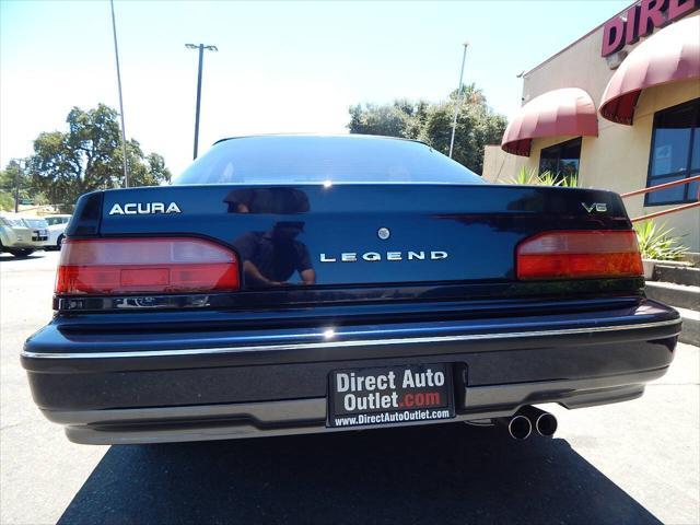 used 1990 Acura Legend car, priced at $13,888