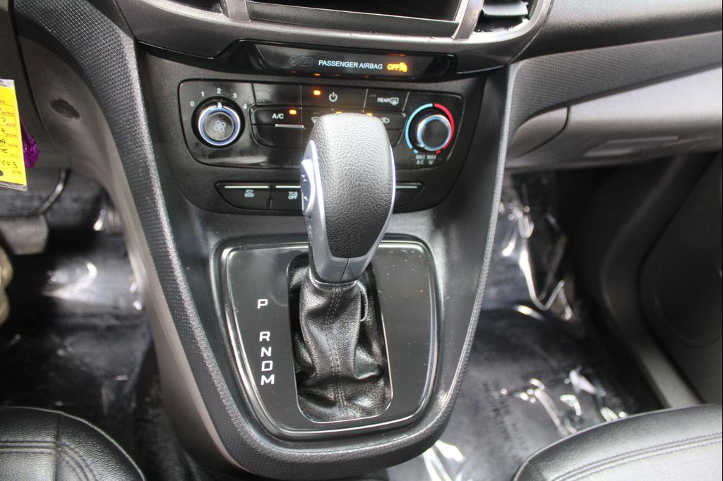 used 2022 Ford Transit Connect car, priced at $17,999
