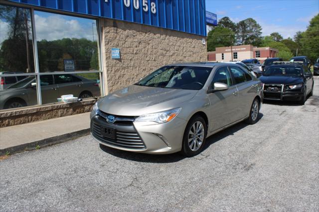 used 2017 Toyota Camry Hybrid car, priced at $14,999