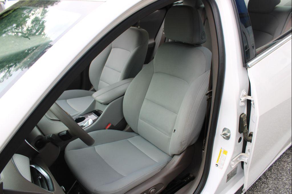 used 2020 Chevrolet Malibu car, priced at $9,999