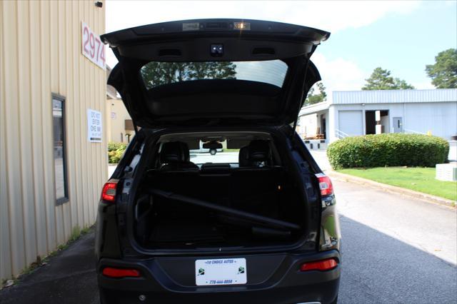 used 2015 Jeep Cherokee car, priced at $10,999