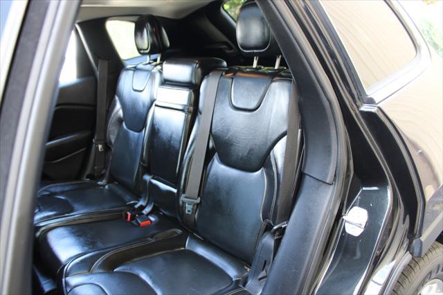 used 2015 Jeep Cherokee car, priced at $10,999