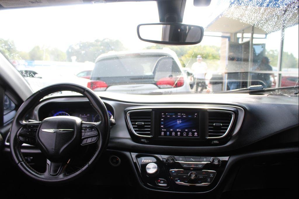 used 2018 Chrysler Pacifica car, priced at $11,999