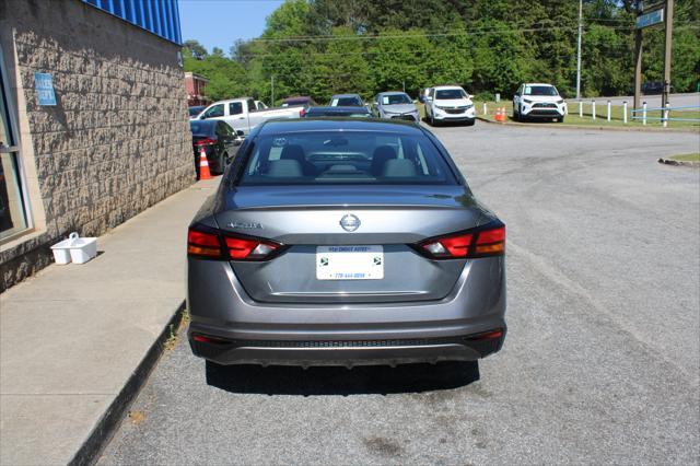 used 2022 Nissan Altima car, priced at $12,500