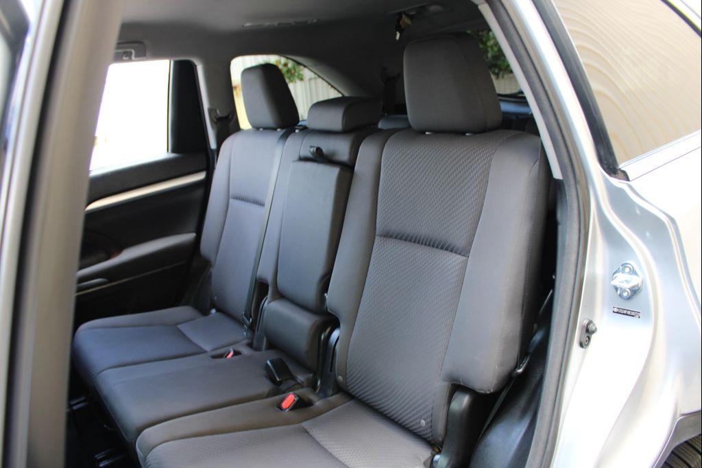 used 2014 Toyota Highlander car, priced at $13,999