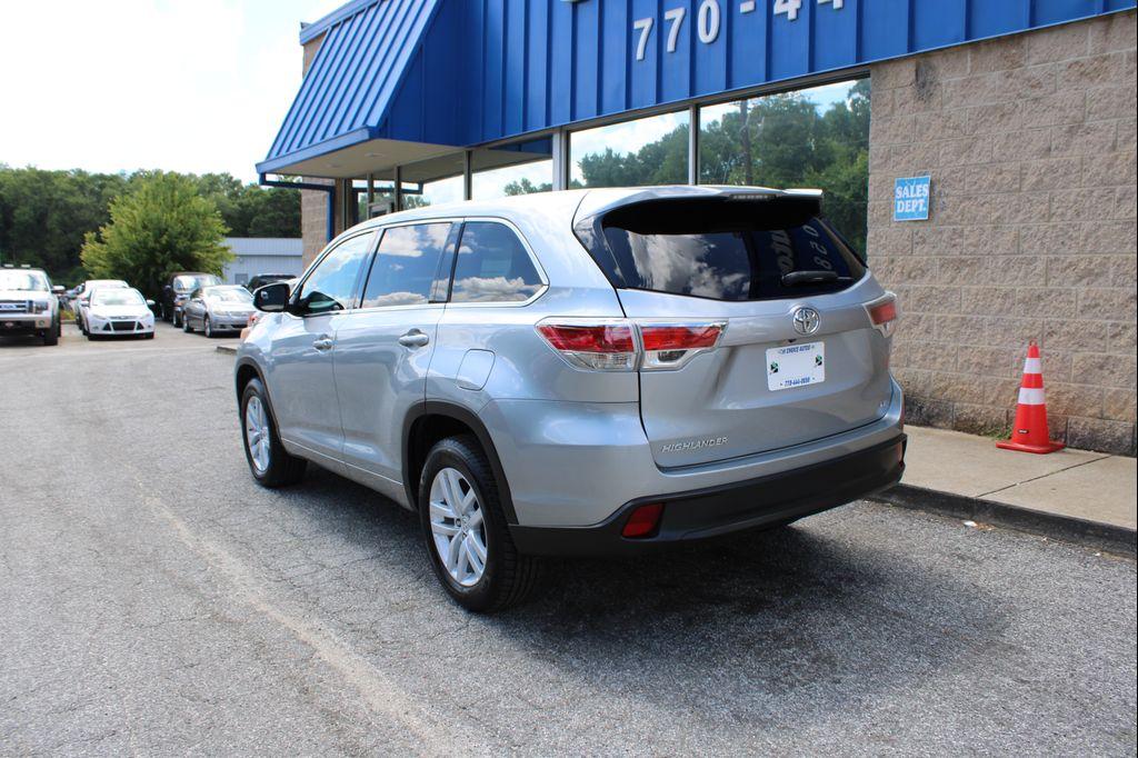 used 2014 Toyota Highlander car, priced at $13,999