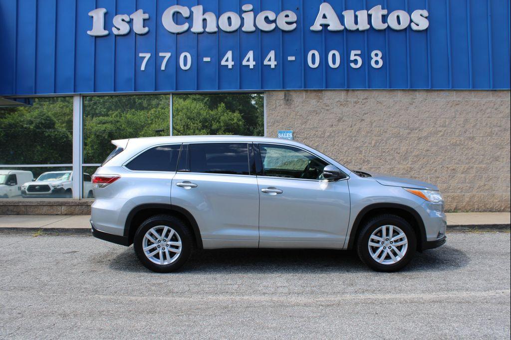 used 2014 Toyota Highlander car, priced at $13,999