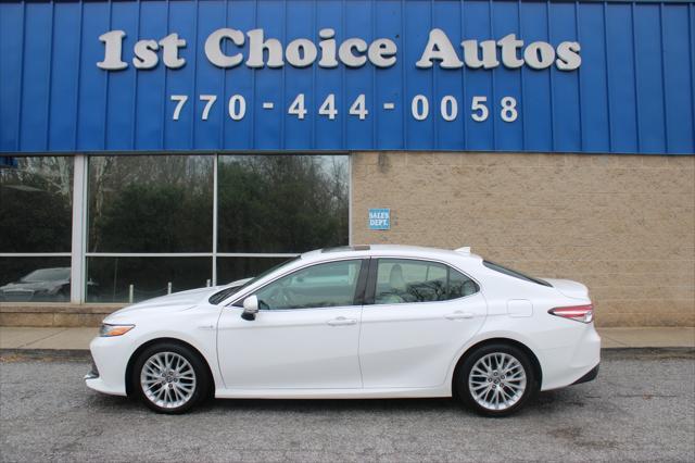 used 2018 Toyota Camry Hybrid car, priced at $19,999