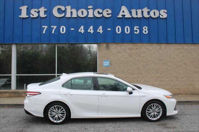 used 2018 Toyota Camry Hybrid car, priced at $19,999