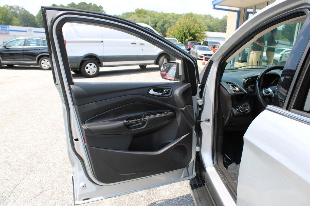 used 2014 Ford Escape car, priced at $5,999