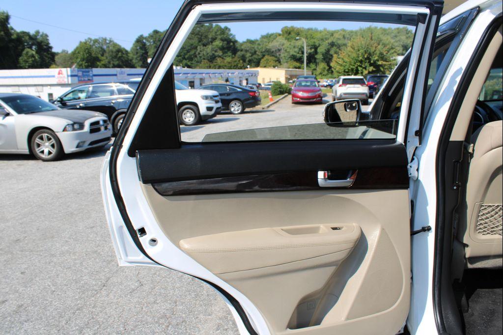used 2015 Kia Sorento car, priced at $7,999