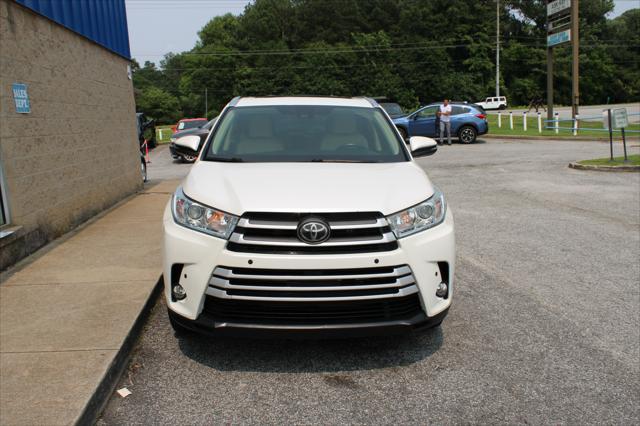 used 2017 Toyota Highlander car, priced at $18,999