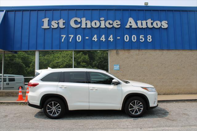 used 2017 Toyota Highlander car, priced at $18,999