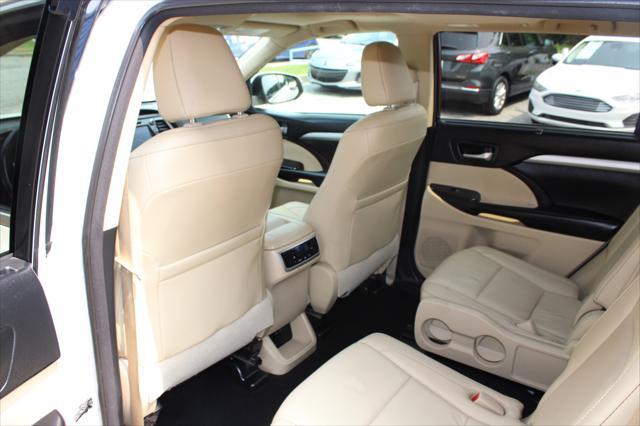 used 2017 Toyota Highlander car, priced at $18,999