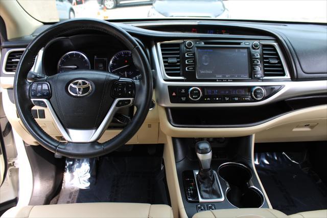 used 2017 Toyota Highlander car, priced at $18,999