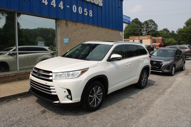 used 2017 Toyota Highlander car, priced at $18,999