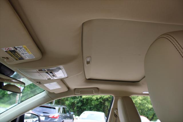 used 2017 Toyota Highlander car, priced at $18,999