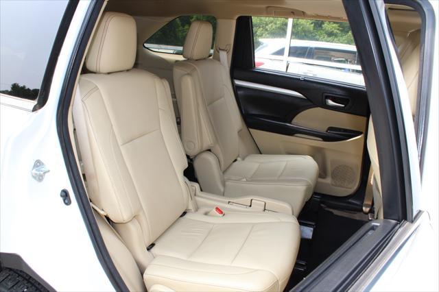 used 2017 Toyota Highlander car, priced at $18,999