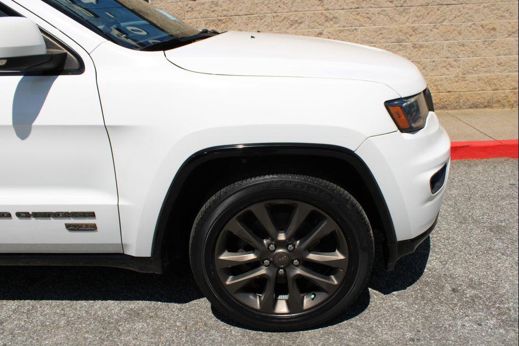 used 2016 Jeep Grand Cherokee car, priced at $12,999