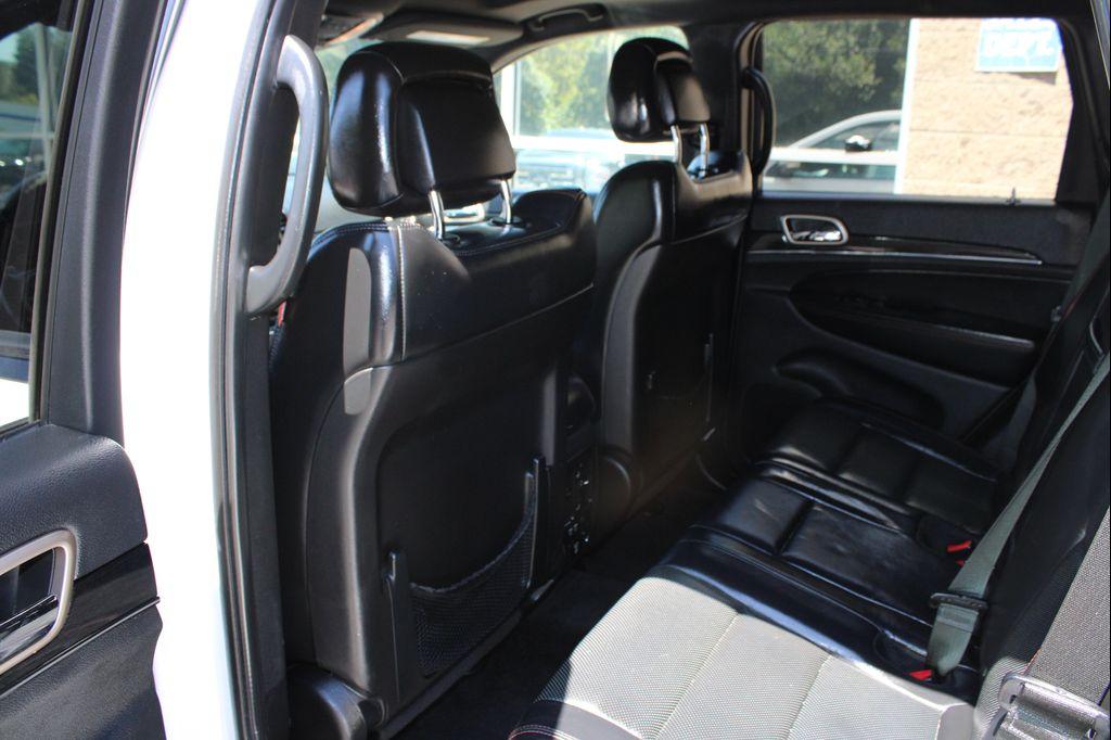 used 2016 Jeep Grand Cherokee car, priced at $12,999