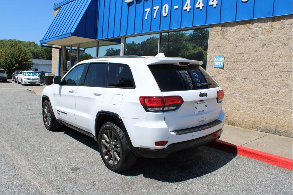 used 2016 Jeep Grand Cherokee car, priced at $12,999
