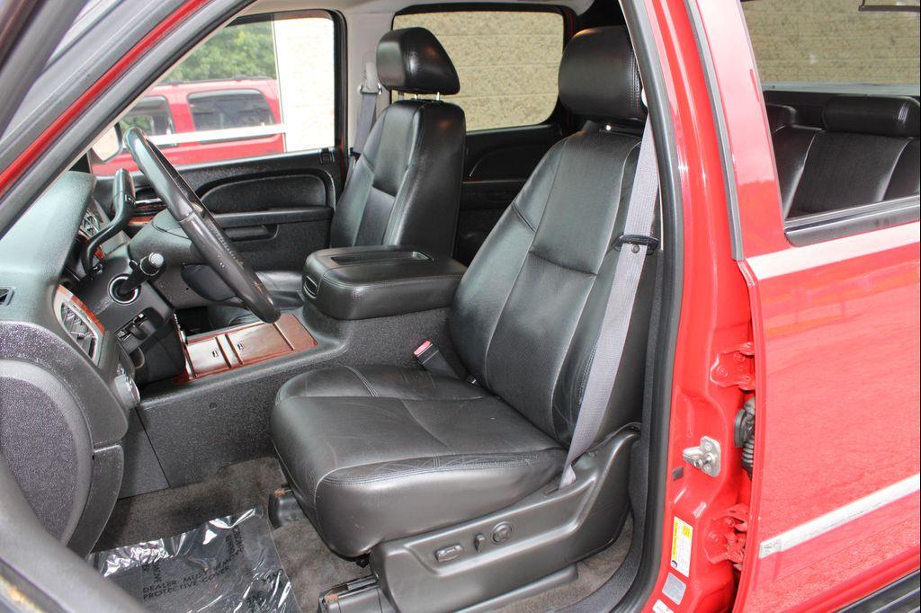used 2011 Chevrolet Avalanche car, priced at $9,999