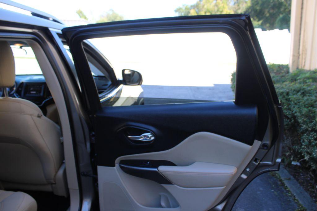 used 2019 Jeep Cherokee car, priced at $7,999