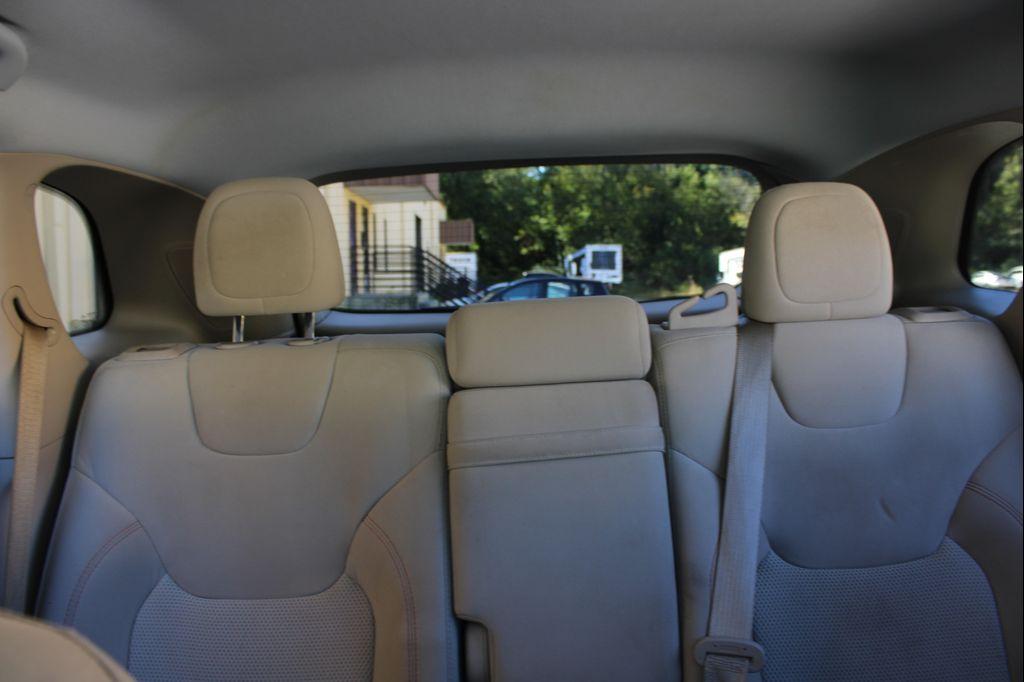 used 2019 Jeep Cherokee car, priced at $7,999