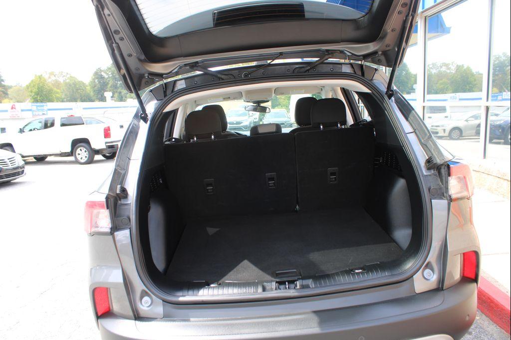 used 2022 Ford Escape car, priced at $11,999