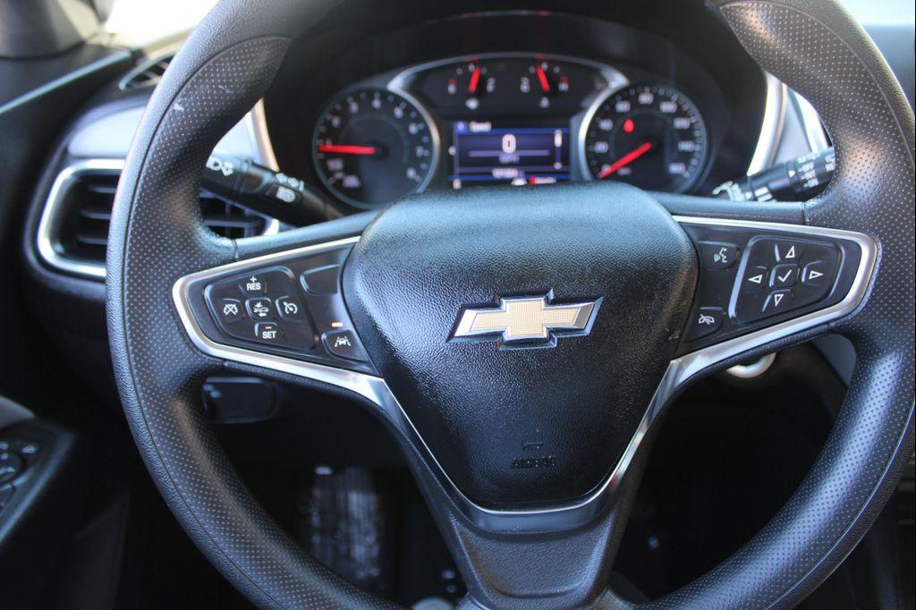 used 2021 Chevrolet Equinox car, priced at $11,999