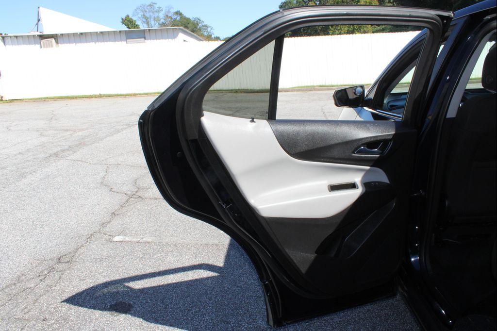 used 2021 Chevrolet Equinox car, priced at $11,999