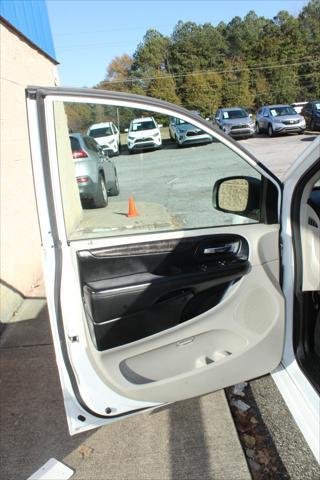 used 2016 Dodge Grand Caravan car, priced at $9,999