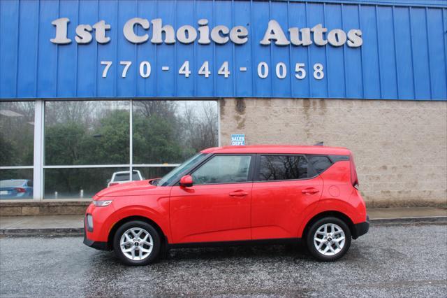 used 2022 Kia Soul car, priced at $12,999