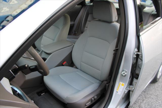 used 2020 Chevrolet Malibu car, priced at $13,999