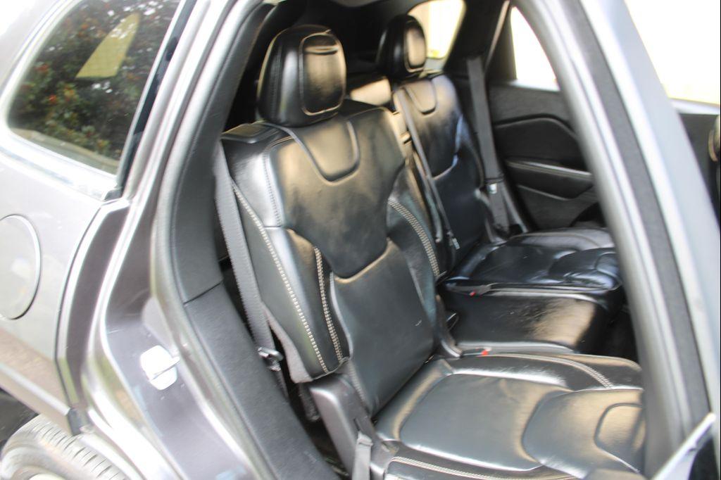 used 2015 Jeep Cherokee car, priced at $9,999
