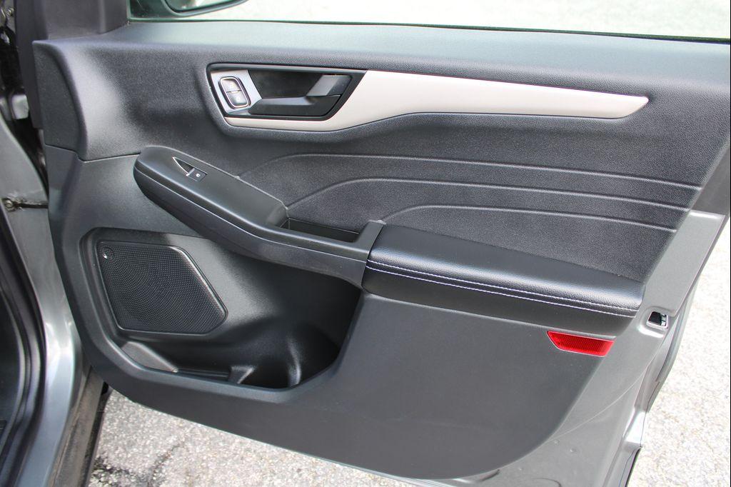 used 2022 Ford Escape car, priced at $10,999