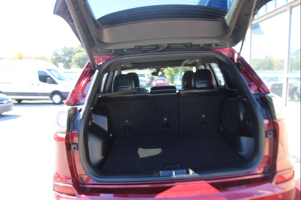 used 2021 Jeep Cherokee car, priced at $12,999