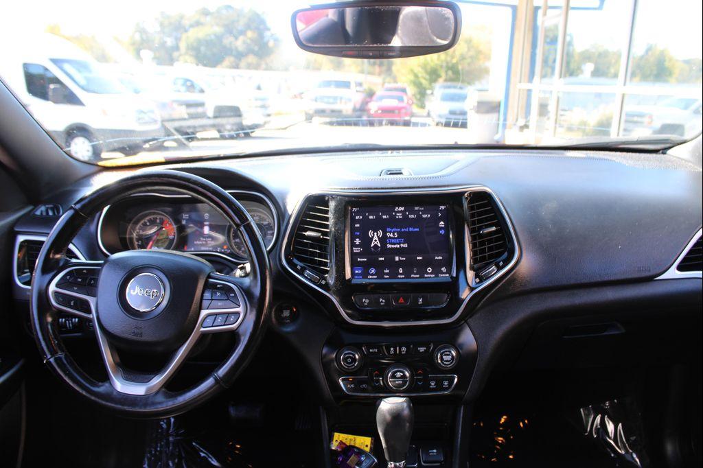 used 2021 Jeep Cherokee car, priced at $12,999