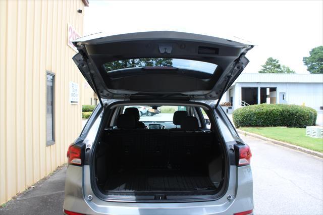 used 2023 Chevrolet Equinox car, priced at $19,999