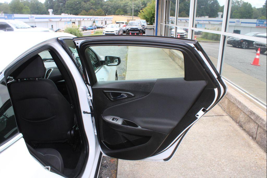 used 2018 Chevrolet Malibu car, priced at $7,999