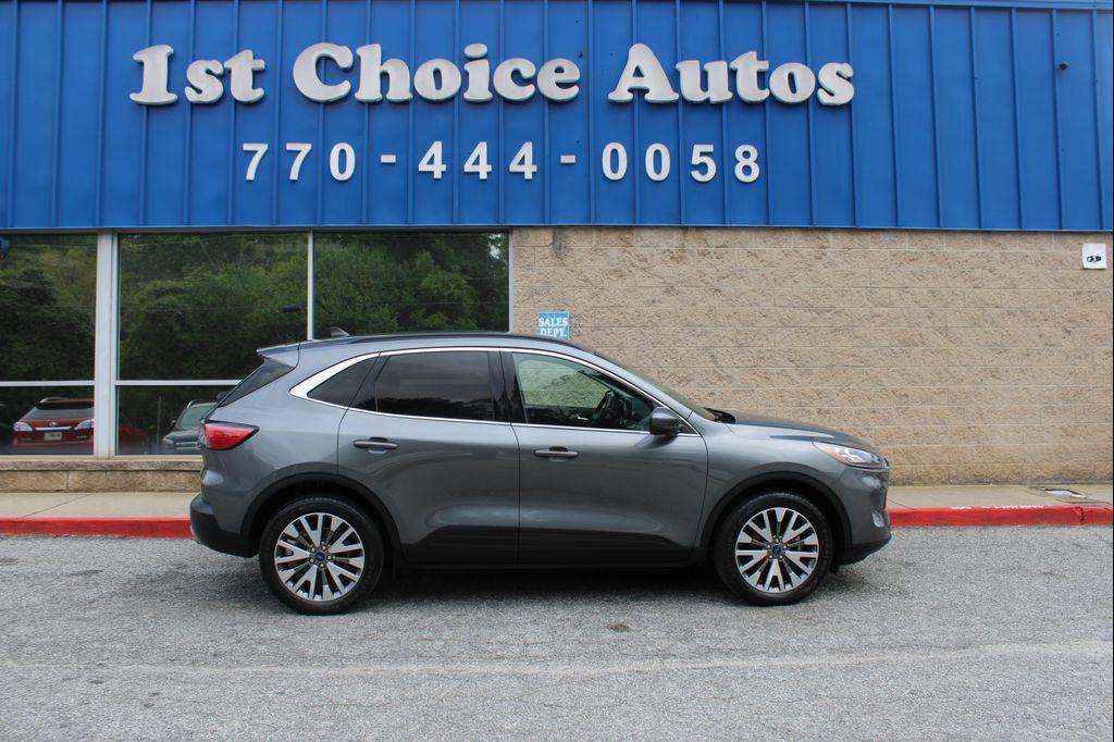 used 2022 Ford Escape car, priced at $16,999