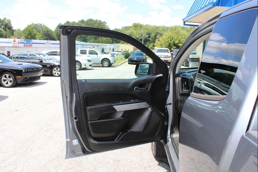 used 2022 Chevrolet Colorado car, priced at $16,999