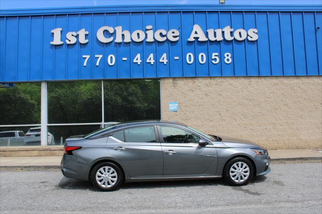 used 2022 Nissan Altima car, priced at $12,999